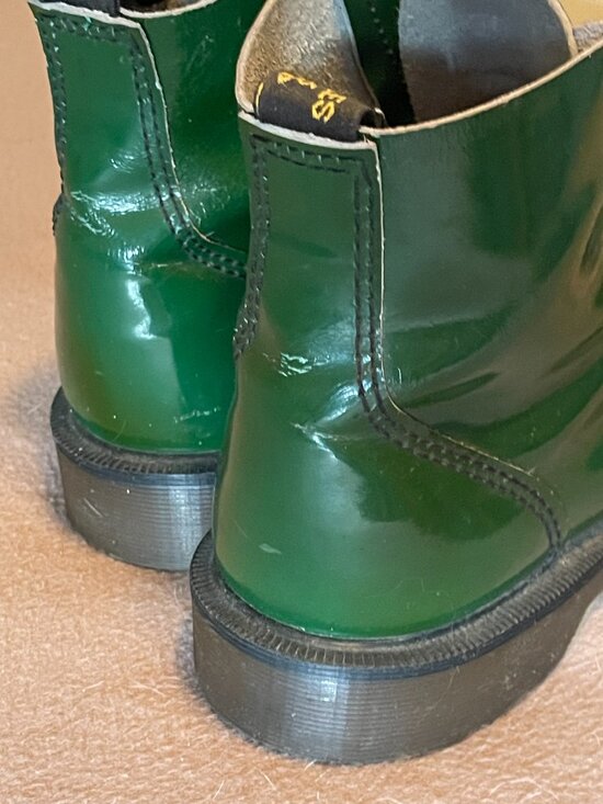 *VERY HARD TO FIND* VINTAGE 90s Dr Martens Green Patent Boots 6 holes Size 7 Men main image 10